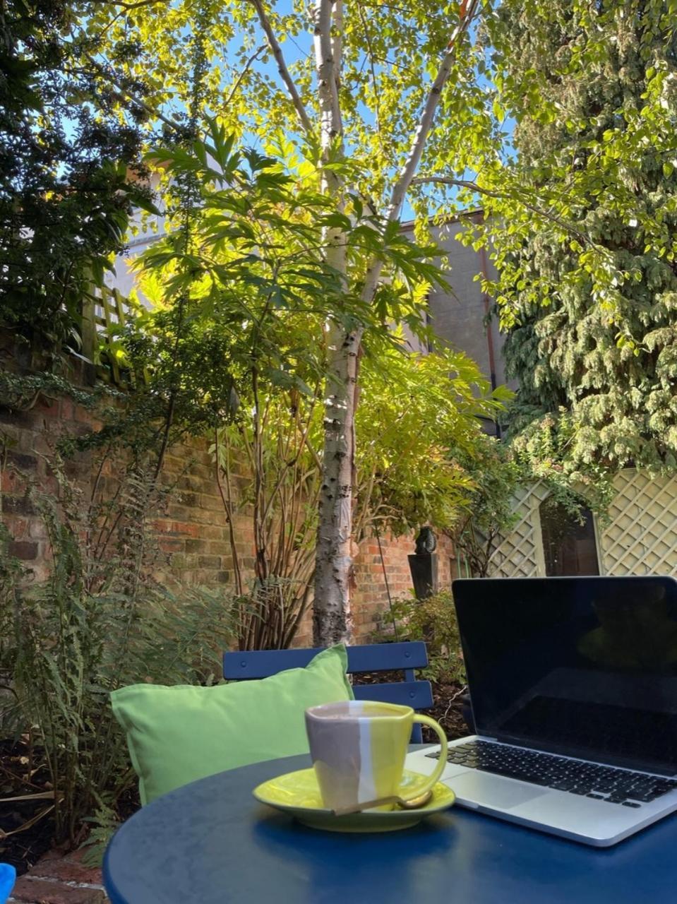 Town Centre Garden Retreat Lejlighed Cheltenham Eksteriør billede